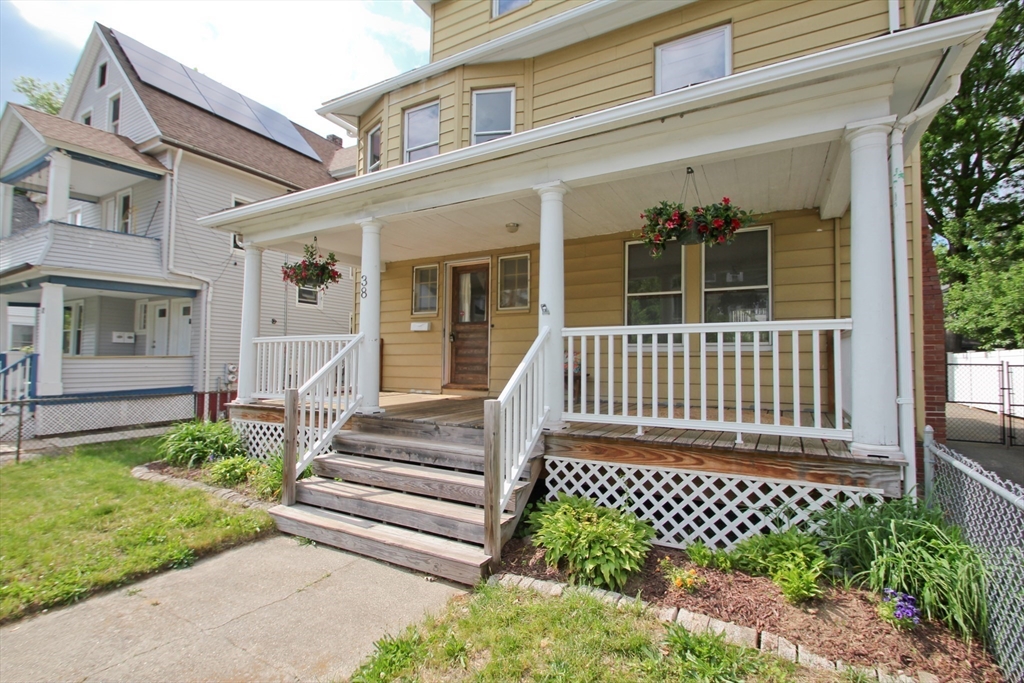 38 Virginia St Property Photo 2