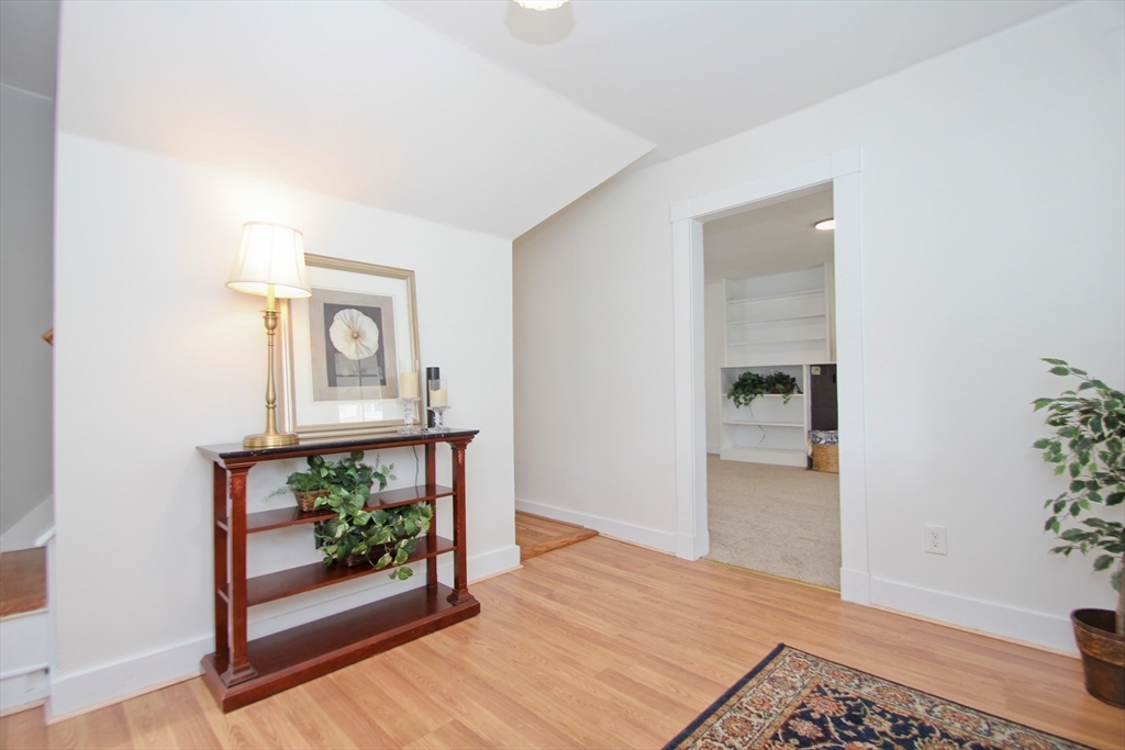 38 Virginia St Property Photo 4