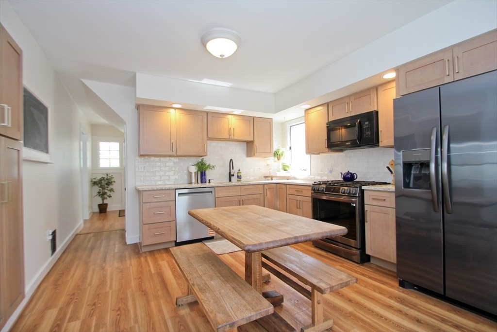 38 Virginia St Property Photo 12