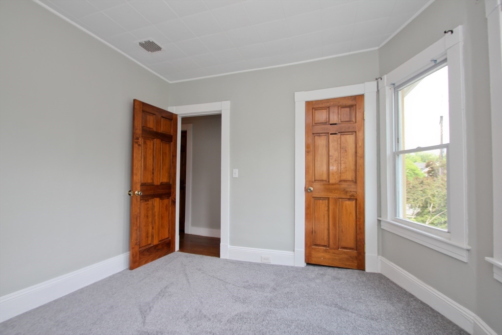 38 Virginia St Property Photo 18