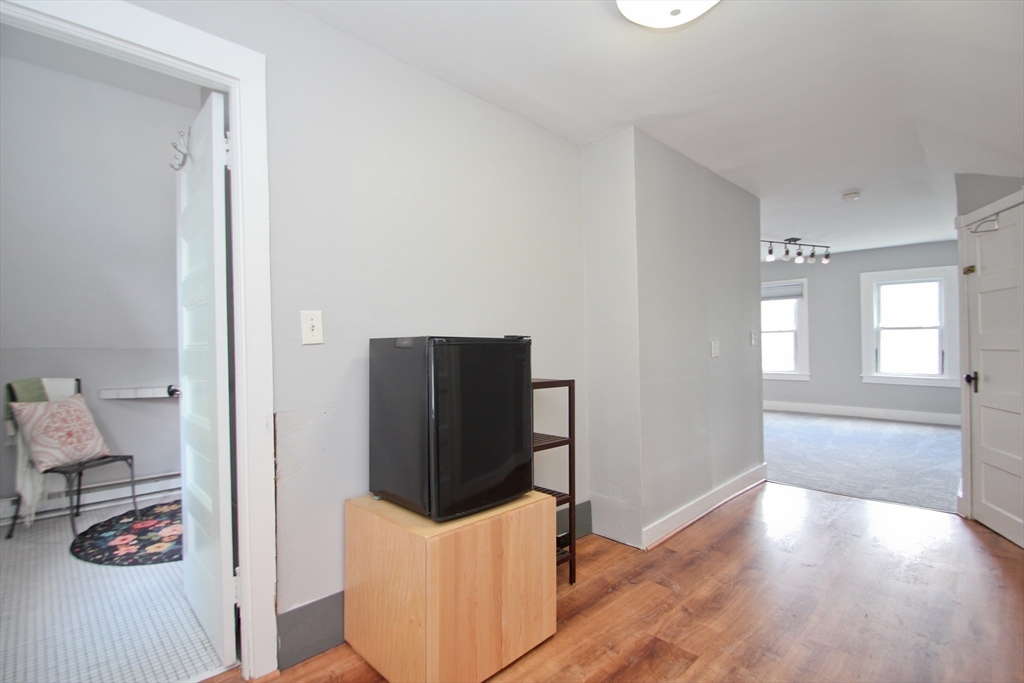 38 Virginia St Property Photo 27