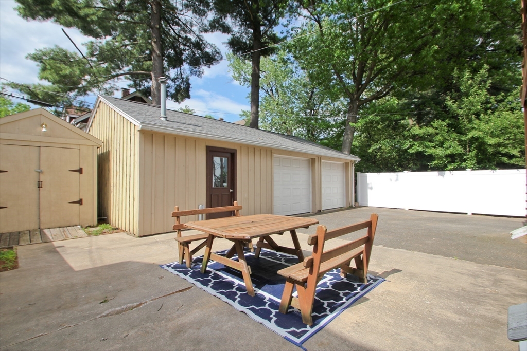 38 Virginia St Property Photo 31