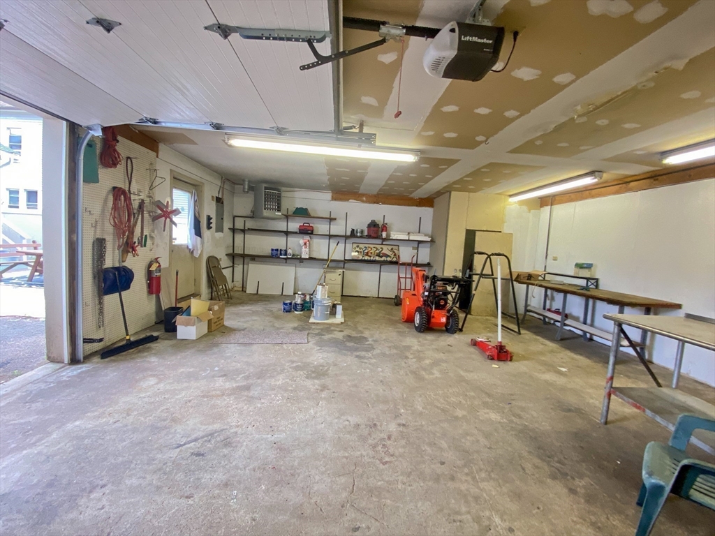 38 Virginia St Property Photo 35