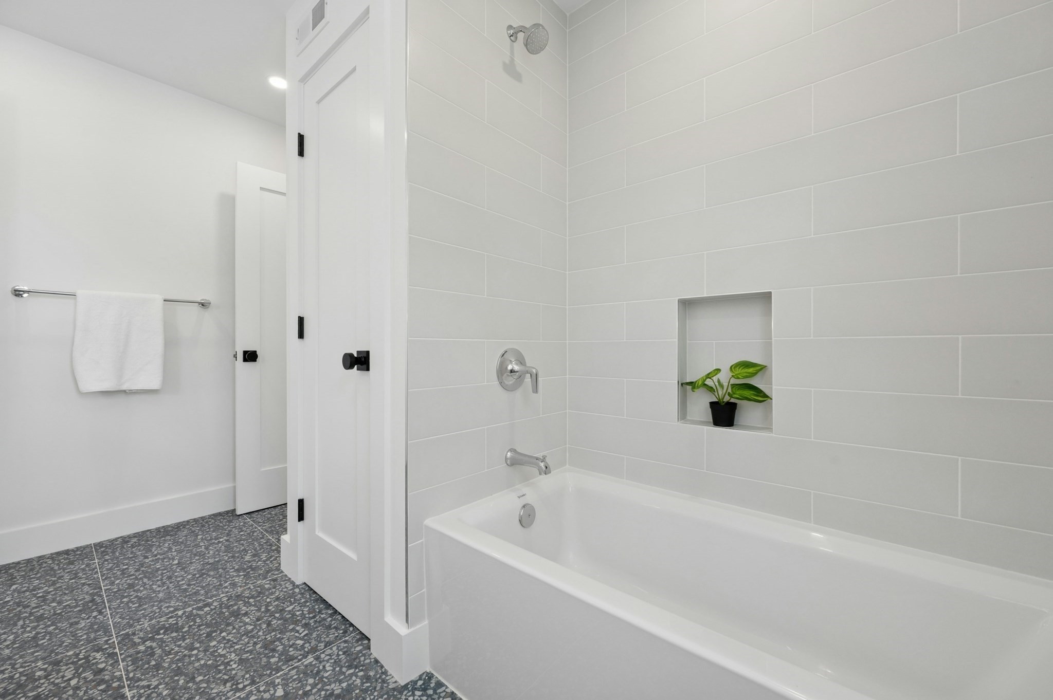 15 Calvin St Property Photo 25