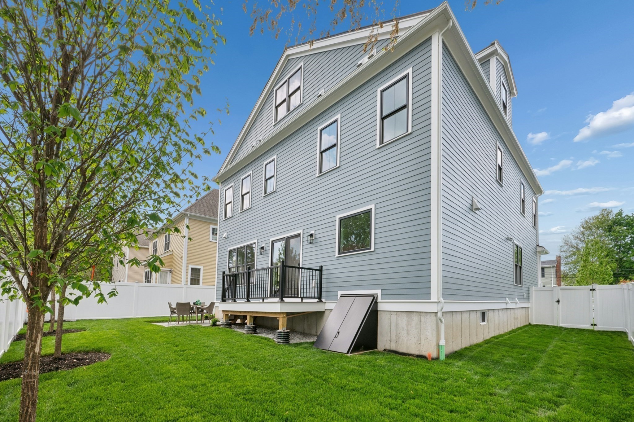 15 Calvin St Property Photo 41