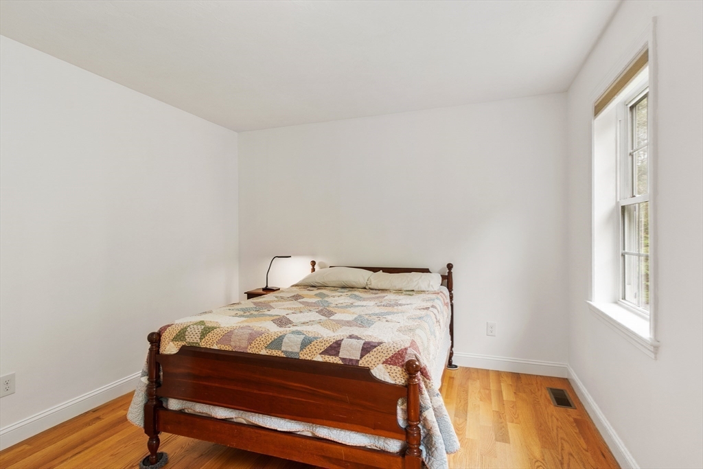 82 Lawrence Street Property Photo 23