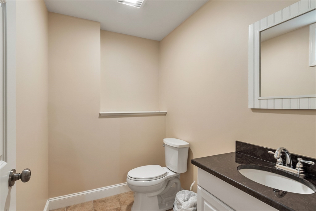 82 Lawrence Street Property Photo 28