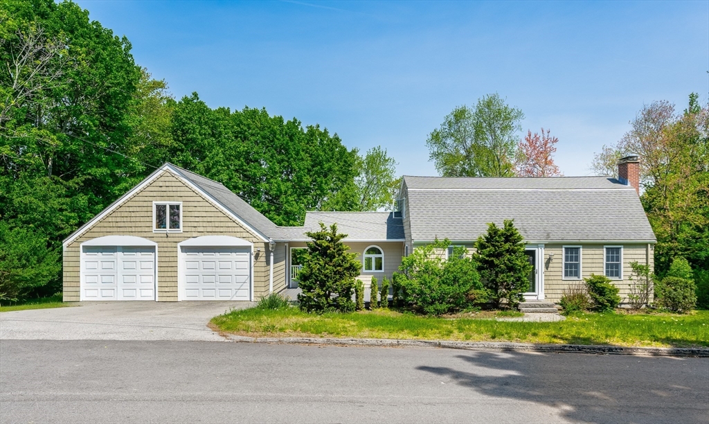 6 Crestview Dr