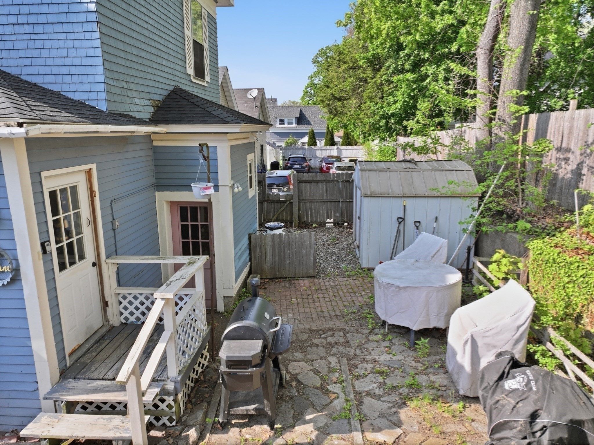 168 Drury Ave Property Photo 21