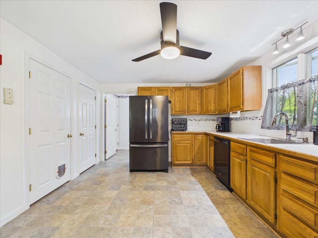 139 South St Property Photo 15
