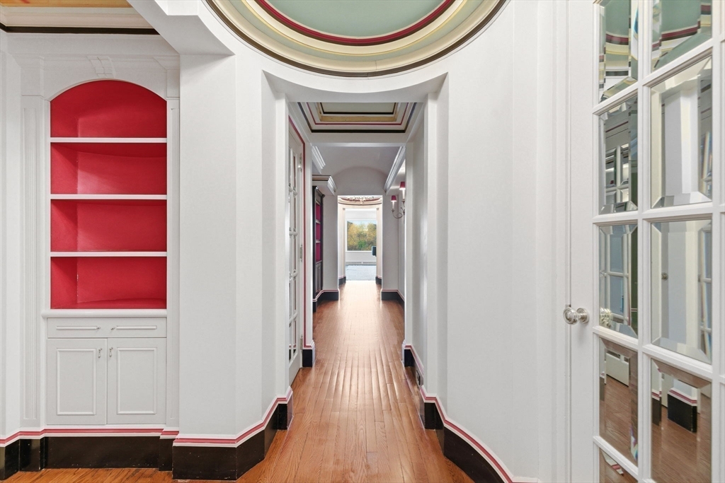 250 Beacon St # 10 Property Photo 13