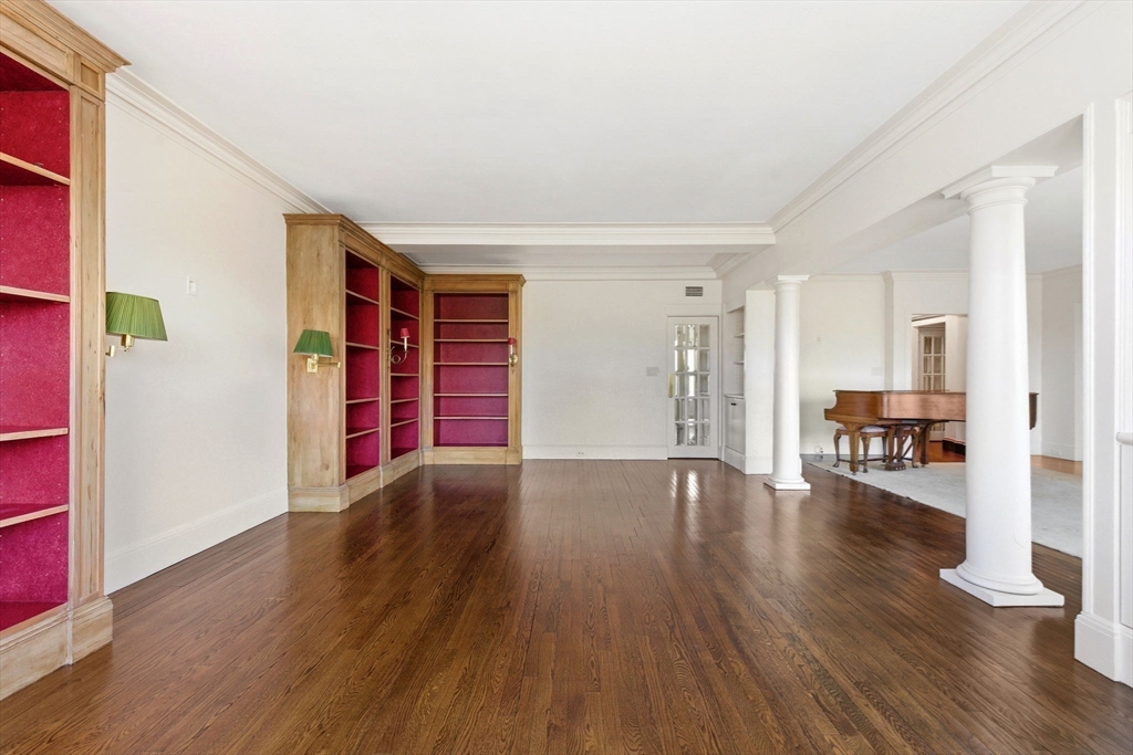250 Beacon St # 10 Property Photo 15