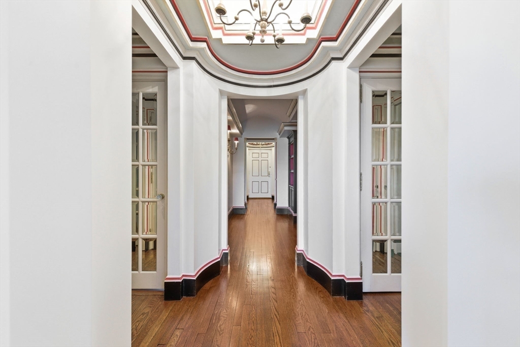 250 Beacon St # 10 Property Photo 16