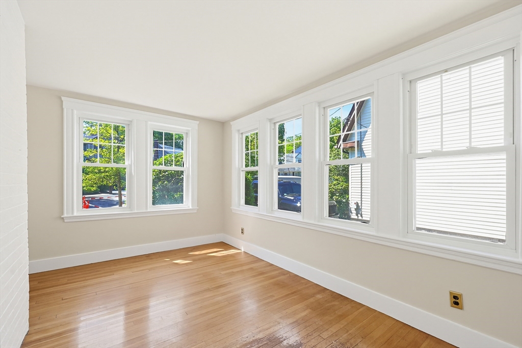 16 Ravenna Rd Property Photo 9