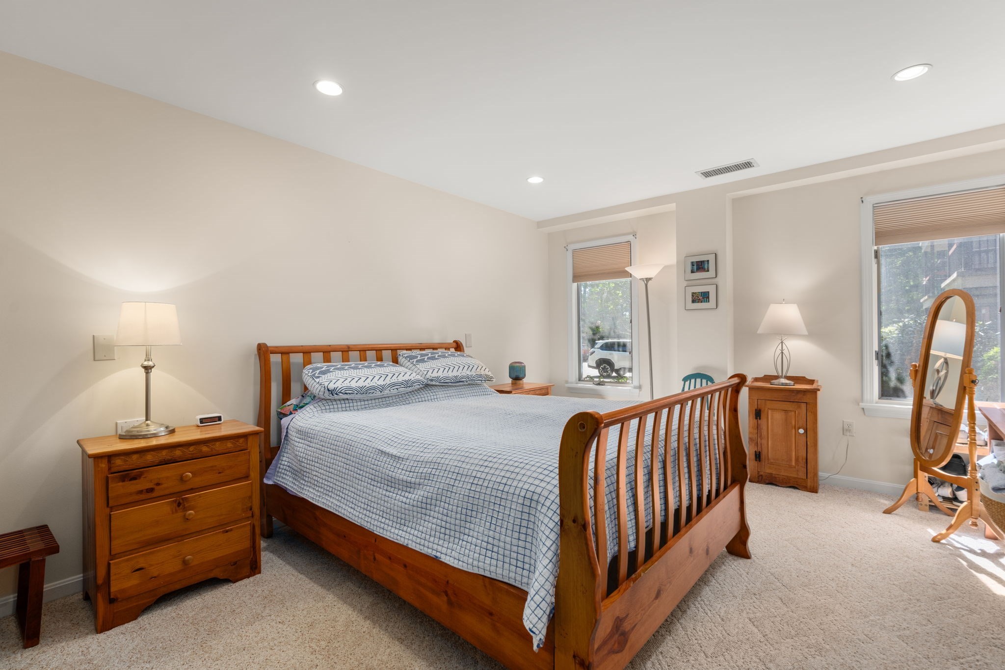 770 Salisbury St # J558 Property Photo 10