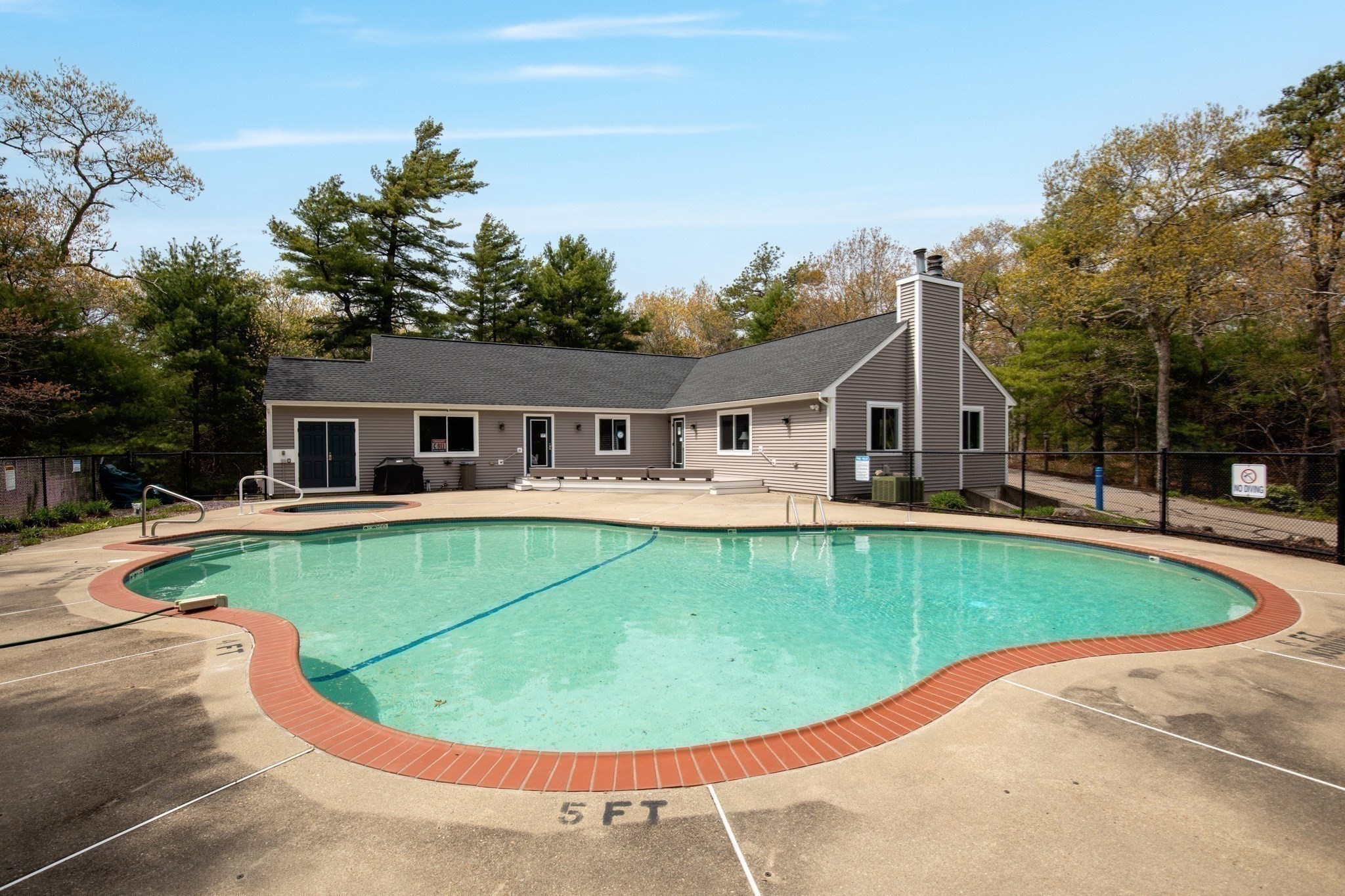 2 Beach Plum Ln Property Photo 34