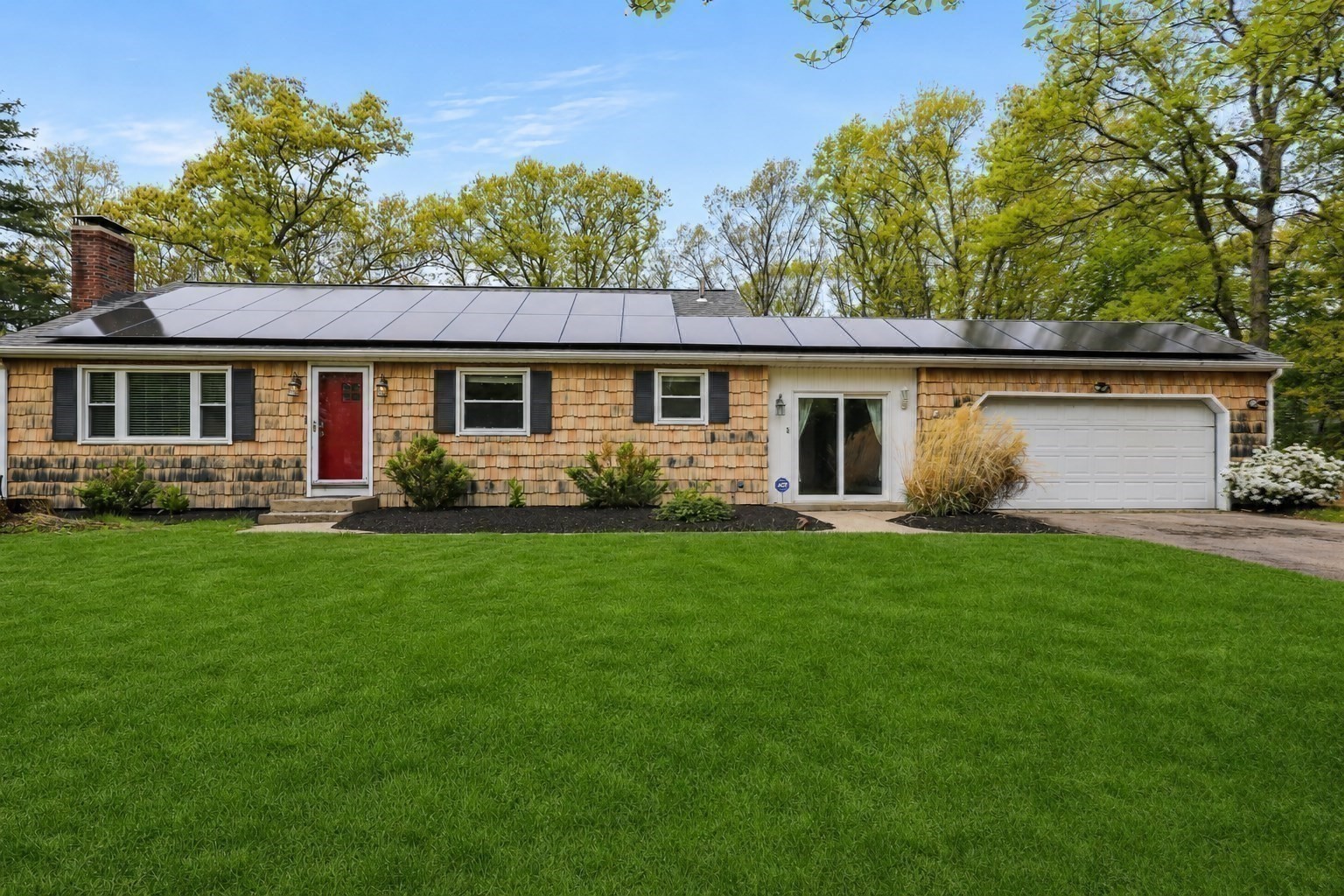3 Willett Drive Property Photo 1
