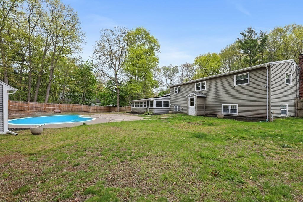 3 Willett Drive Property Photo 2