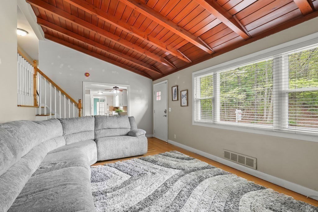 3 Willett Drive Property Photo 4
