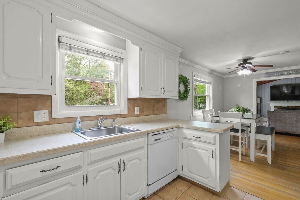 3 Willett Drive Property Photo 8