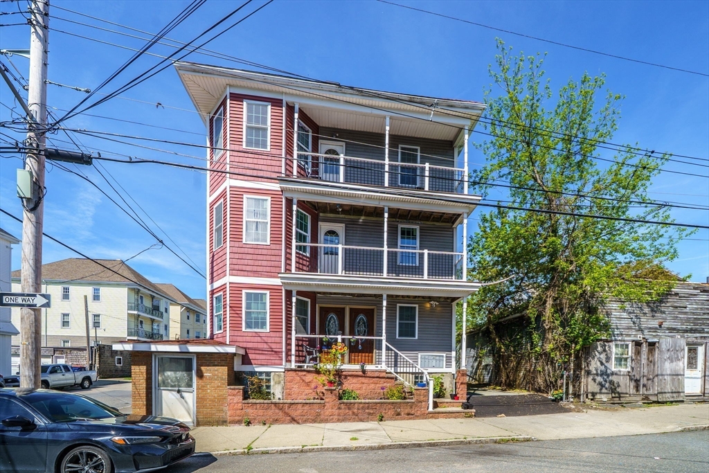539-541 North Front Street Property Photo 1