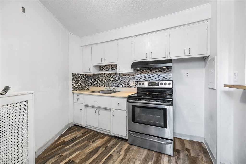 100 Lanark Rd # 8 Property Photo 5