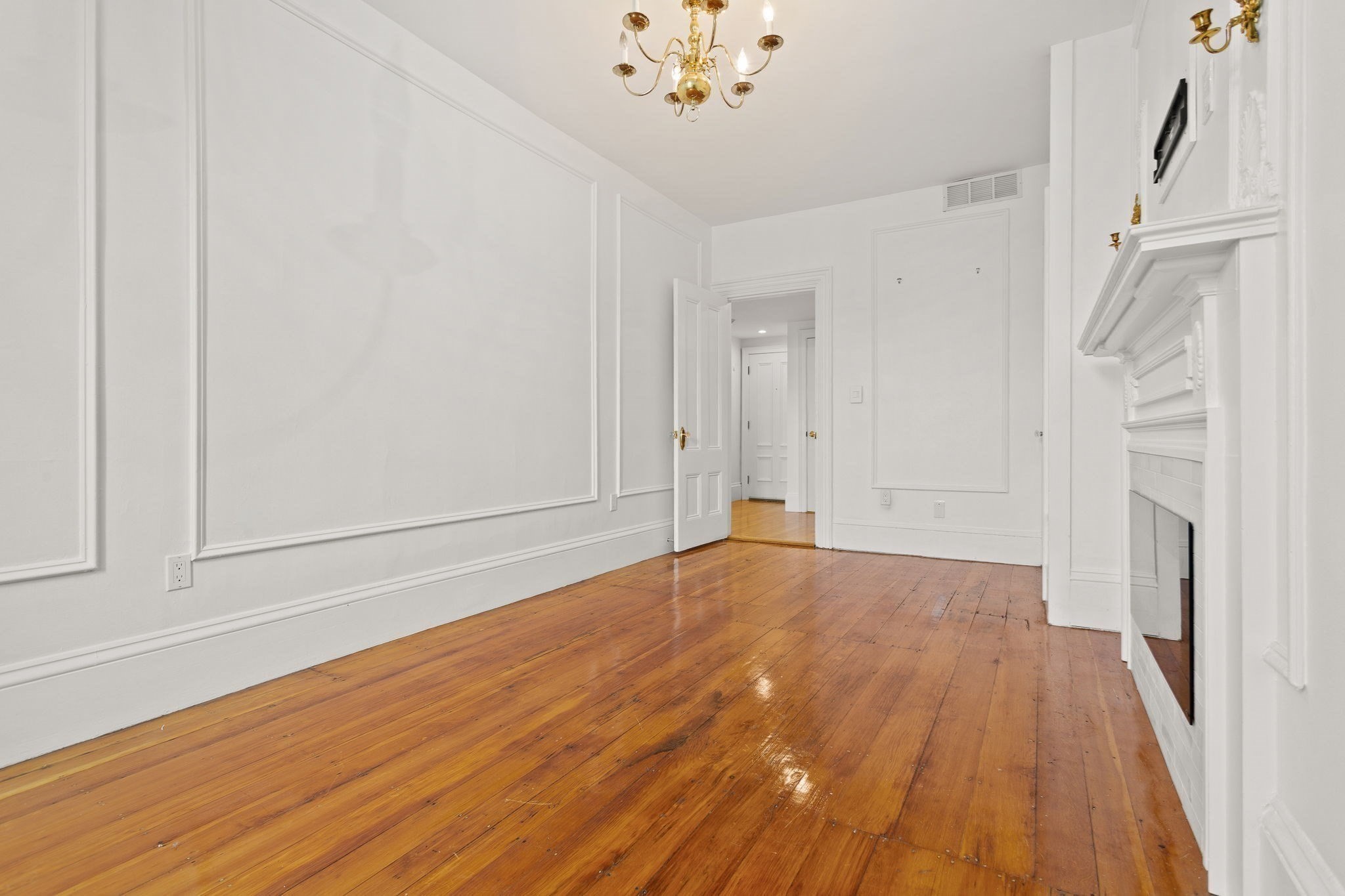 127 Beacon St # 51 Property Photo 9