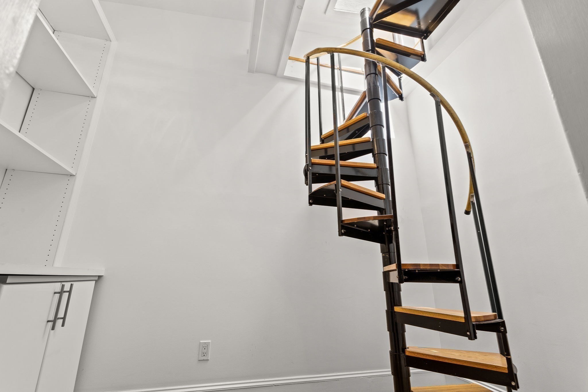 127 Beacon St # 51 Property Photo 19