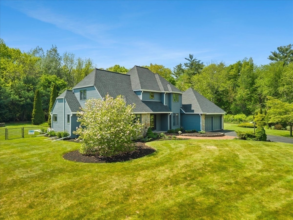 14 Fieldstone Ter Property Photo 2