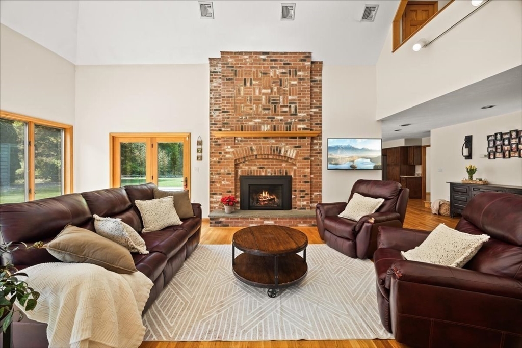 14 Fieldstone Ter Property Photo 10