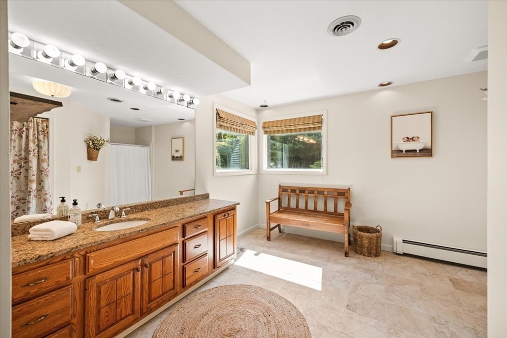 14 Fieldstone Ter Property Photo 18