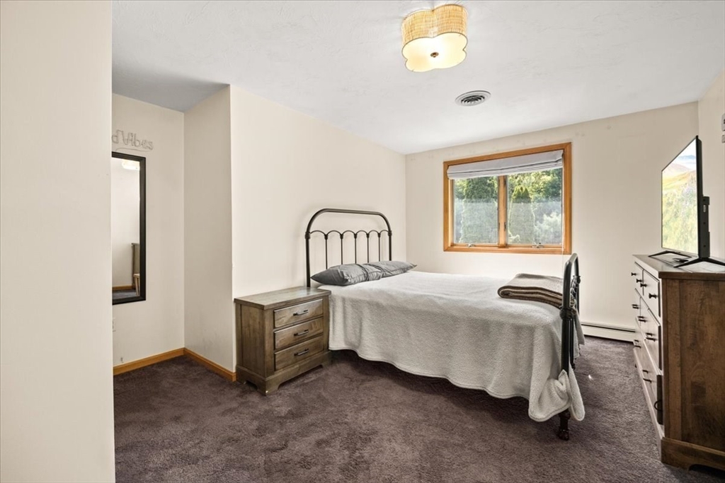14 Fieldstone Ter Property Photo 24
