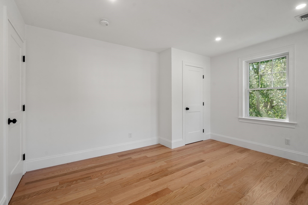 92 Pond Street Property Photo 11