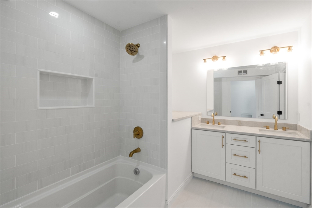 92 Pond Street Property Photo 20