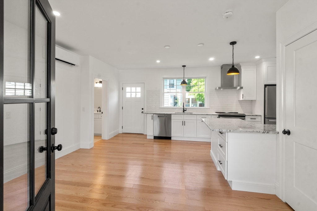 92 Pond Street Property Photo 27