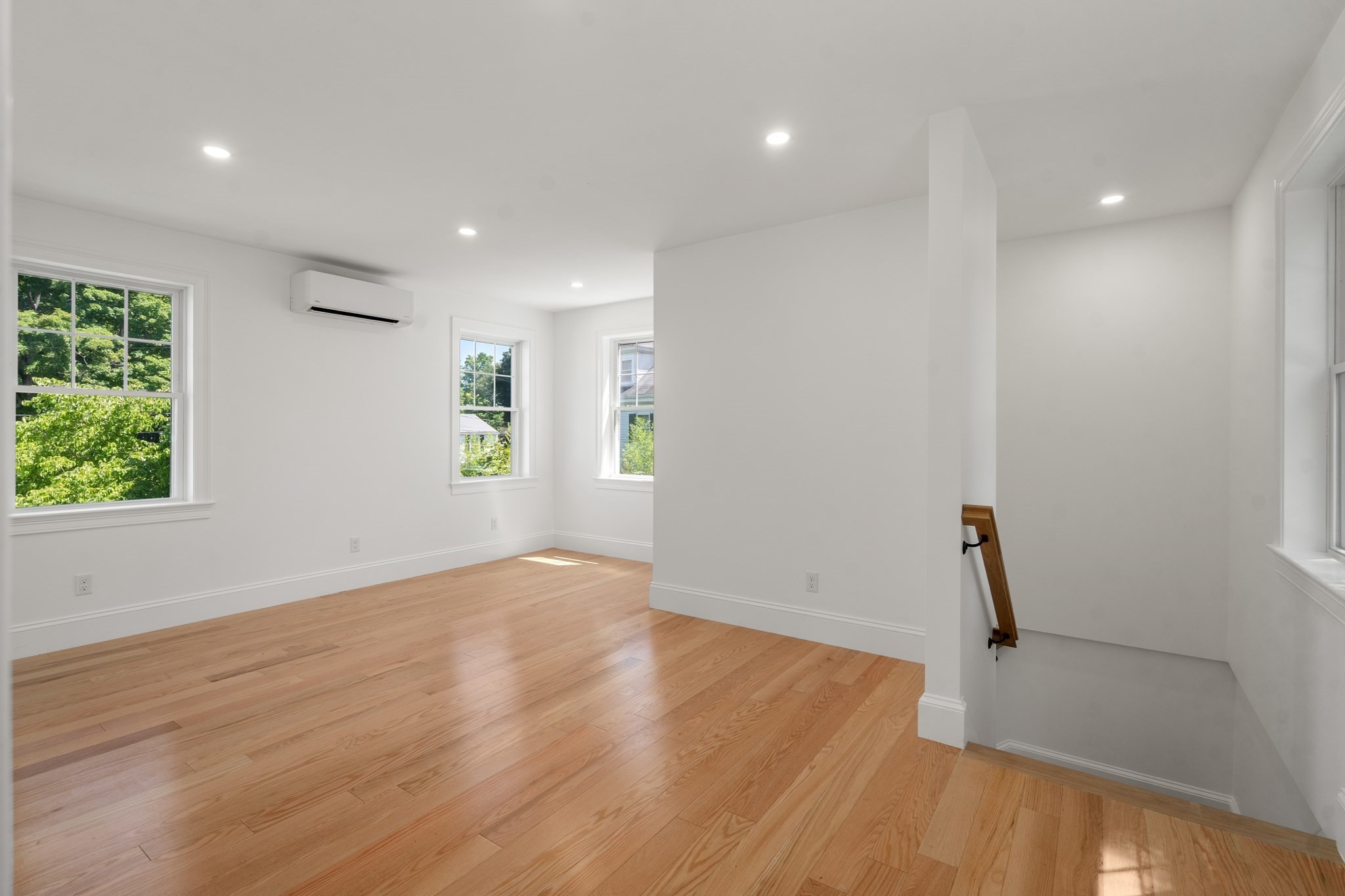 92 Pond Street Property Photo 36