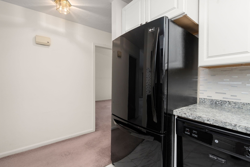 50 Londonderry Rd # 50 Property Photo 12