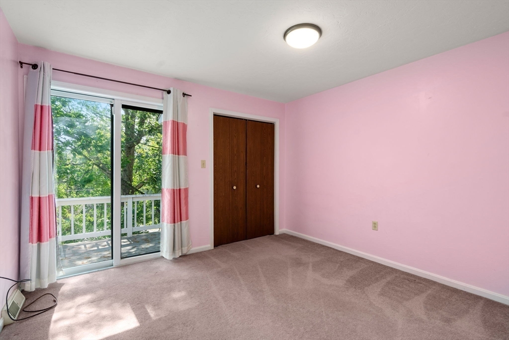 50 Londonderry Rd # 50 Property Photo 18