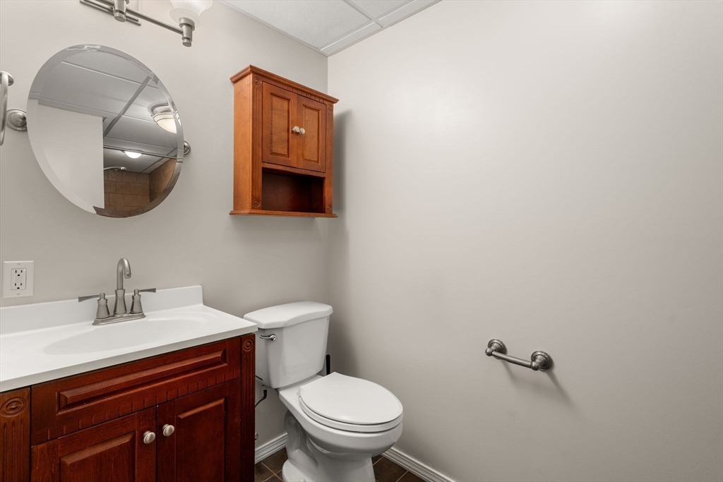50 Londonderry Rd # 50 Property Photo 24