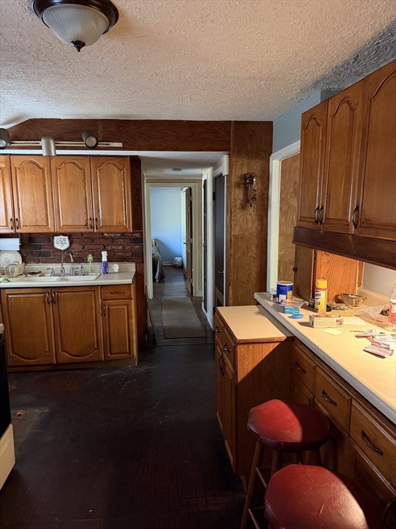 167 Schoosett St Property Photo 7