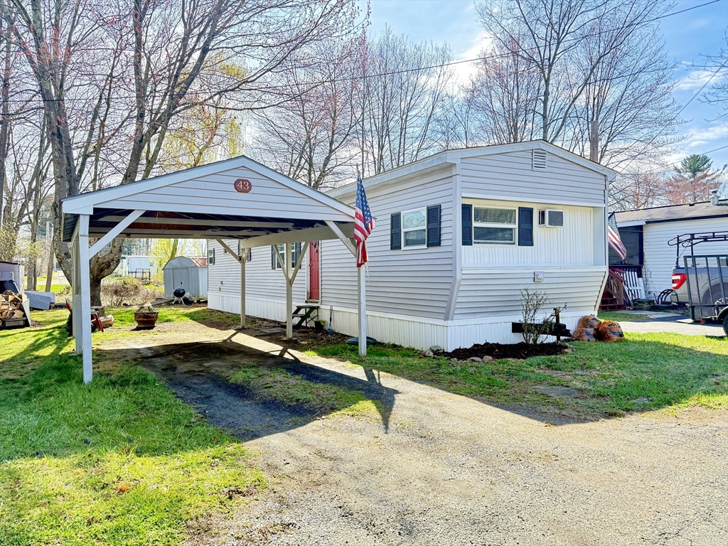 868 Southampton Rd # 43 Property Photo 1