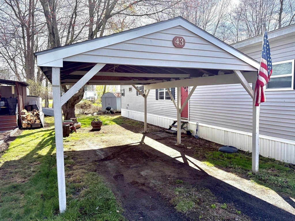 868 Southampton Rd # 43 Property Photo 15