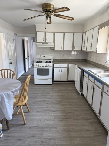 98 Maplewood # 2 Property Photo 3