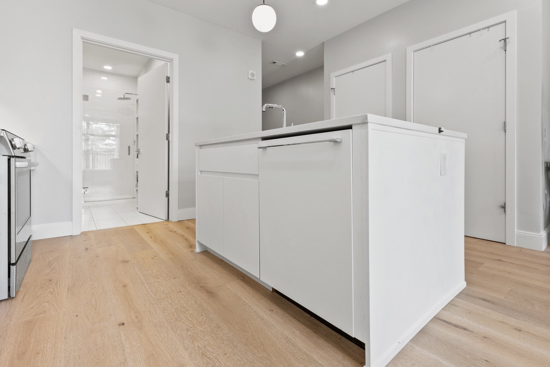 191 Washington St # 317 Property Photo 4