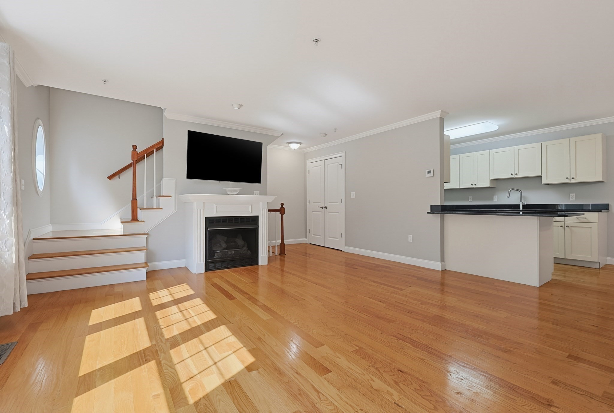 501 Cabot St # 2 Property Photo 4
