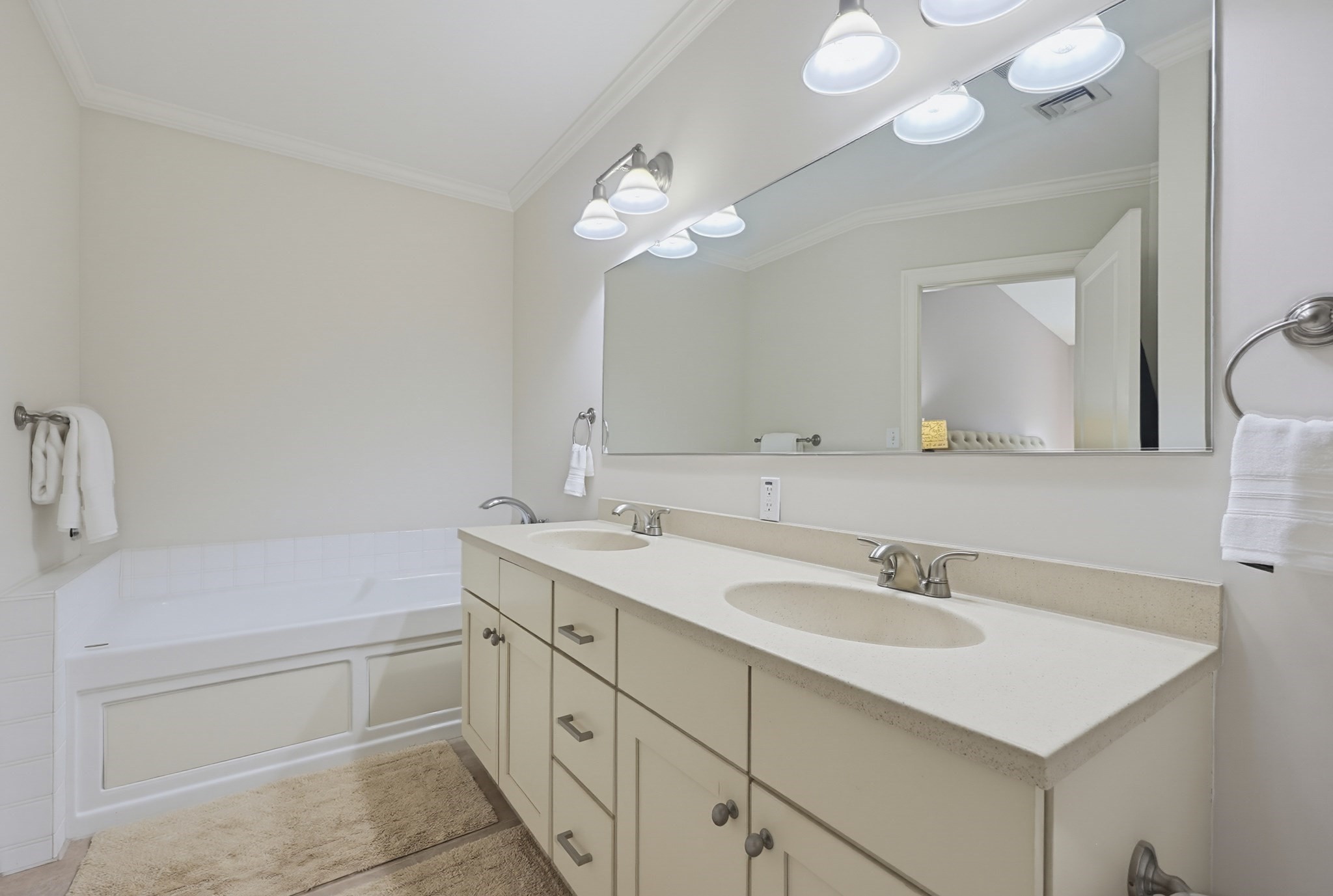 501 Cabot St # 2 Property Photo 15