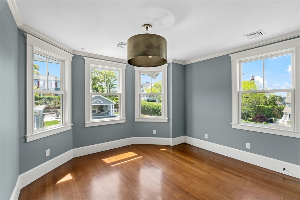 48 Whiton Ave Property Photo 24
