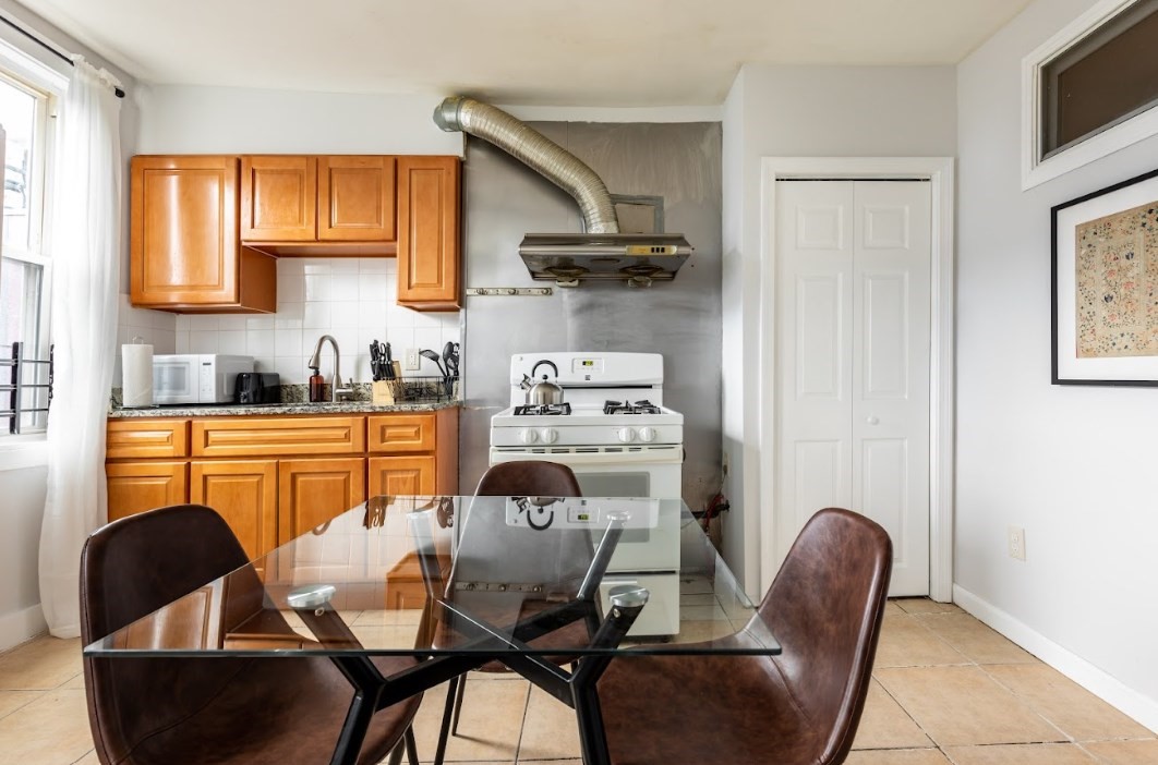 102 Tyler St # 4 Property Photo 5