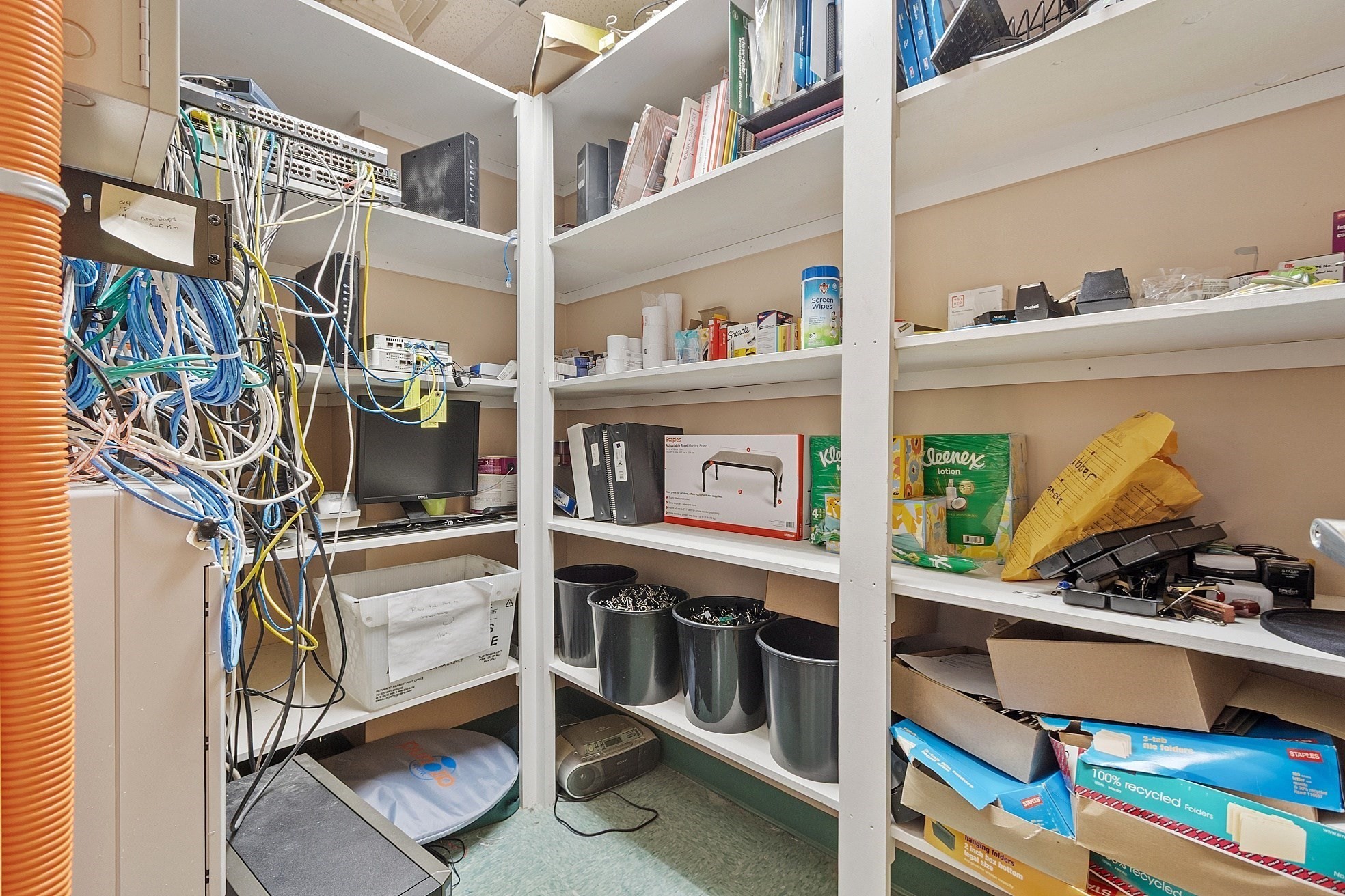 67 Whalon Street Property Photo 20