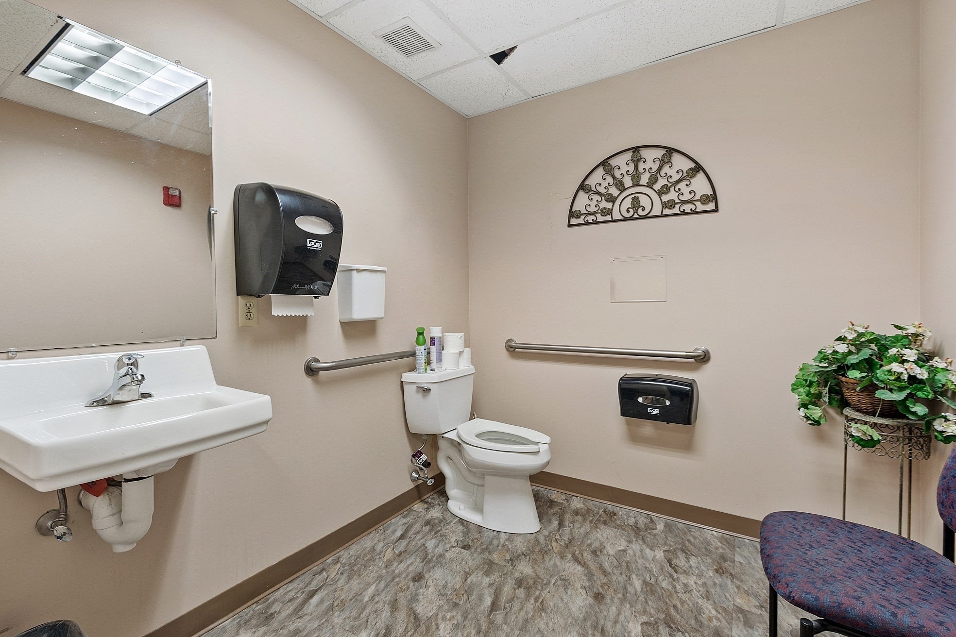 67 Whalon Street Property Photo 25